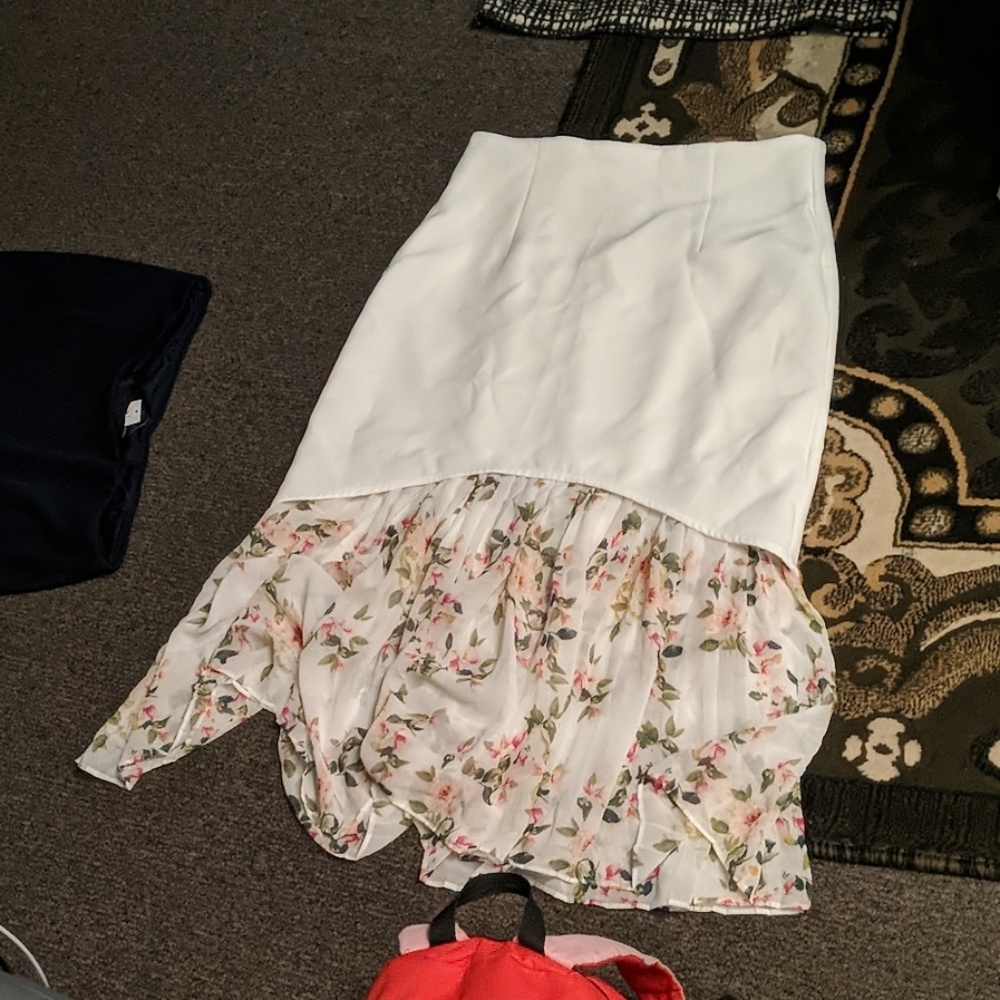 Skirt white asymmetric